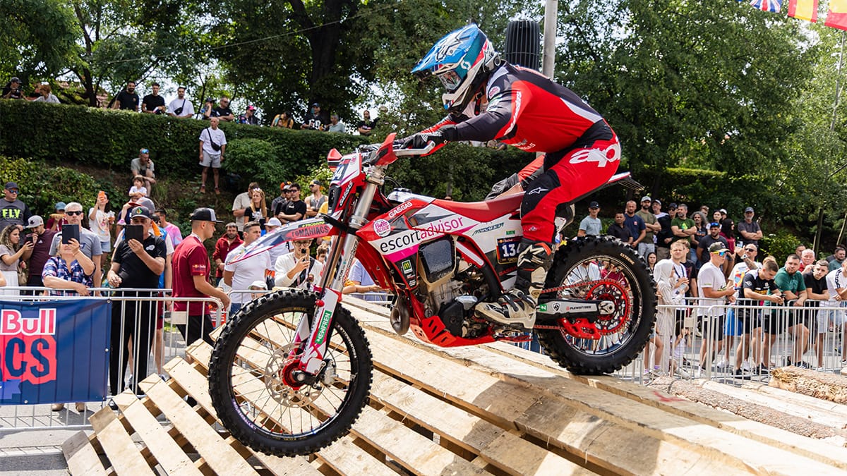 Red Bull Romaniacs 2026: Andrea Vignone chiude tra i migliori al mondo
