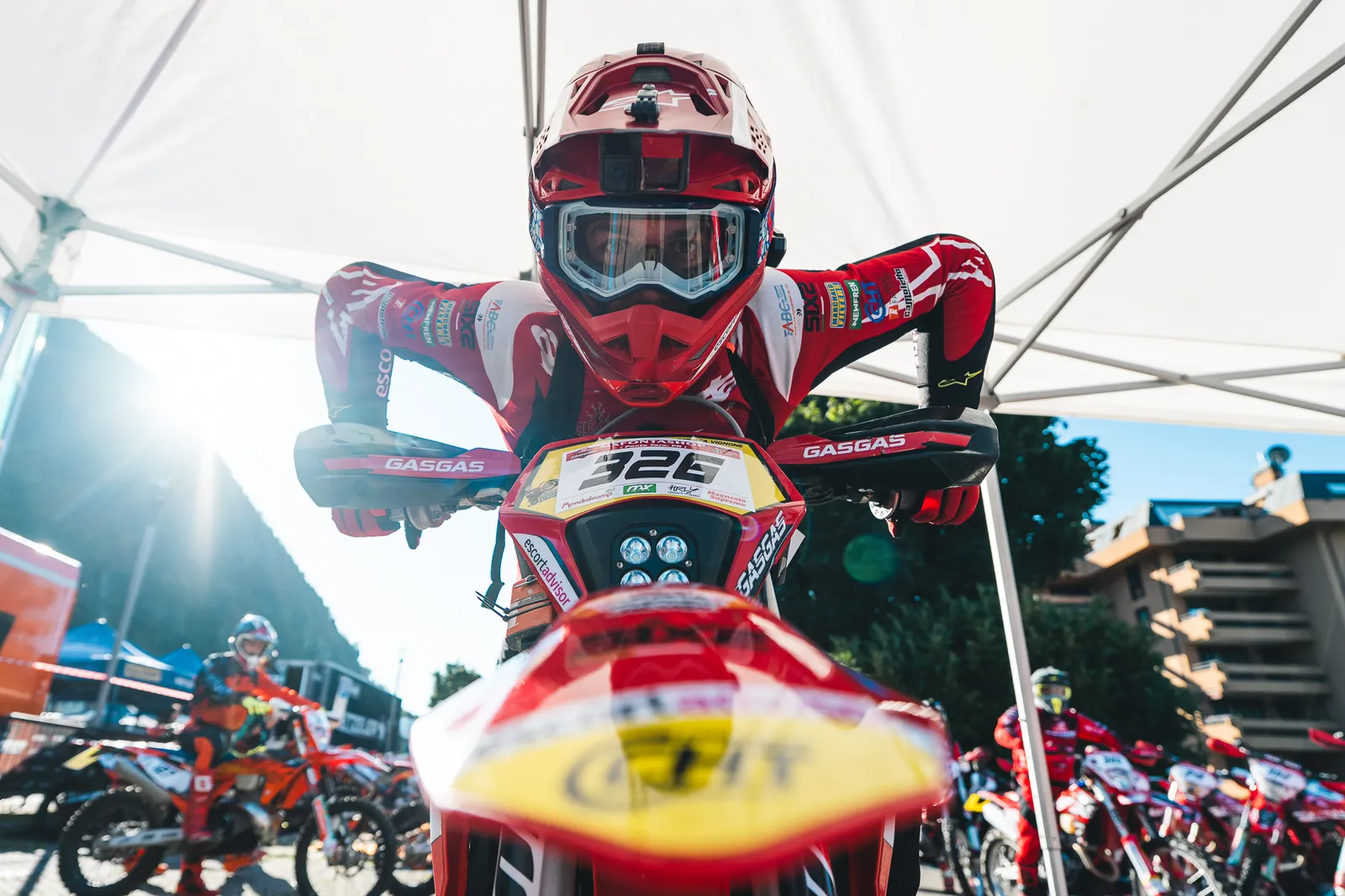 Road to 6DAYS: la pazza impresa di Andrea Vignone