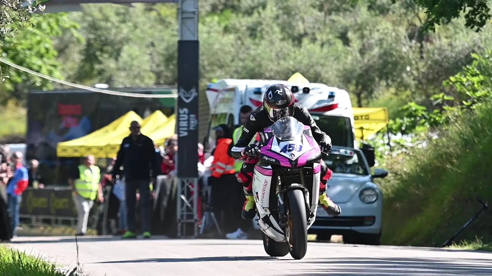 Vivi l'adrenalina delle gare in salita